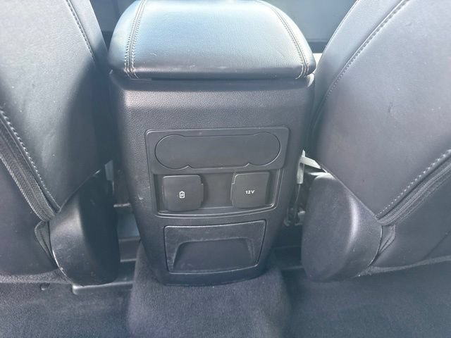 Certified 2024 Ford Explorer XLT w/ Equipment Group 202A AWD/4WD image 15