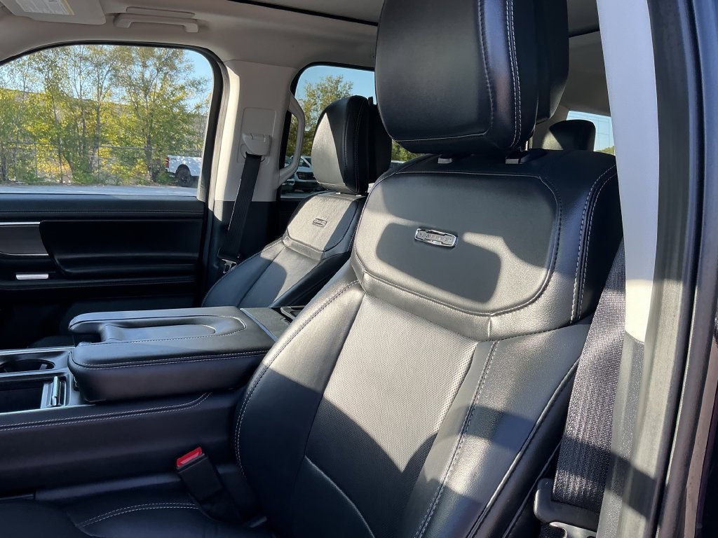 Certified 2026 Ford Expedition Platinum w/ Driver's Package AWD/4WD image 28