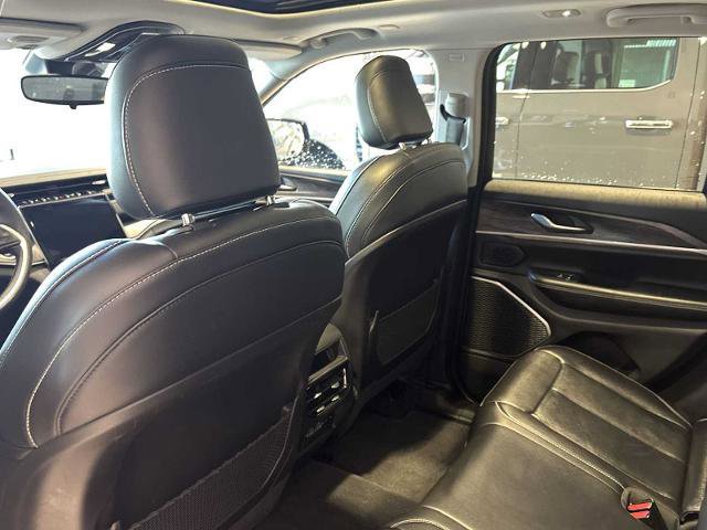 Used 2022 Jeep Grand Cherokee Limited 4xe image 25