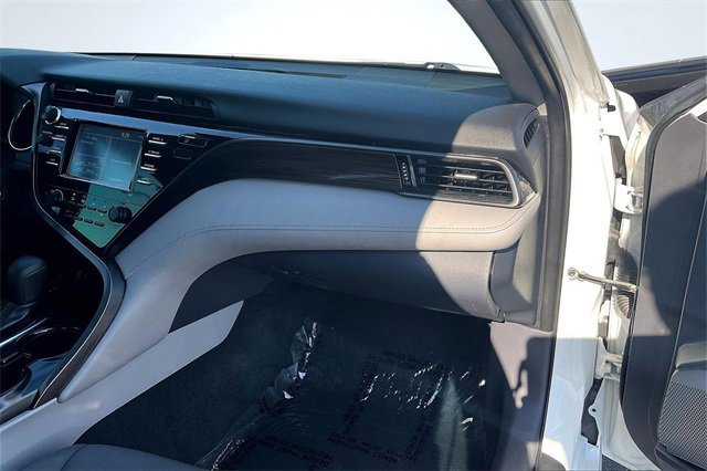 Used 2019 Toyota Camry LE image 17