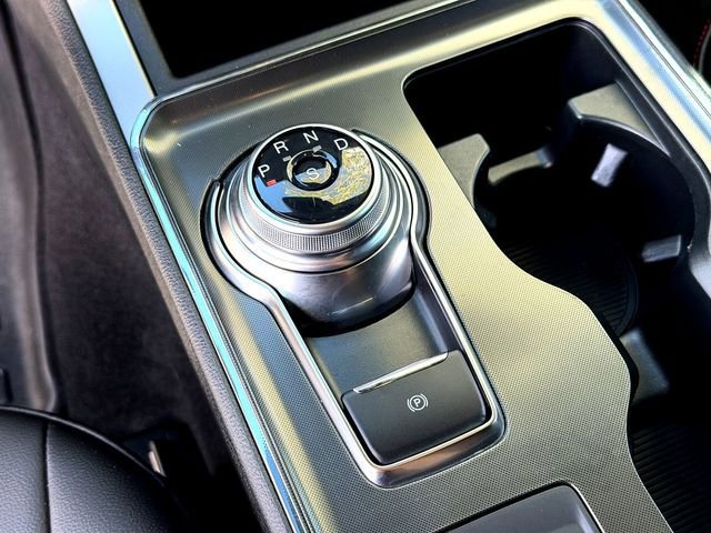 Certified 2022 Ford Edge ST-Line image 18