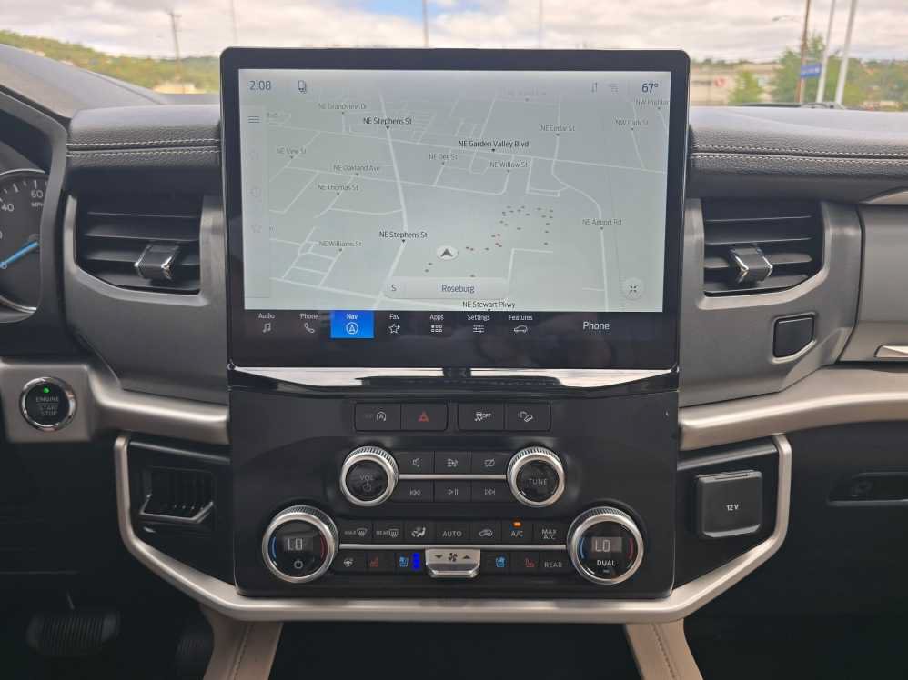 Certified 2024 Ford Expedition Max XLT AWD/4WD image 12