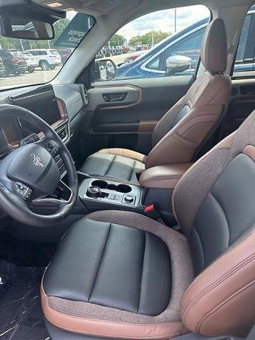 Certified 2025 Ford Bronco Sport Outer Banks w/ Outer Banks Tech Package+ AWD/4WD image 17