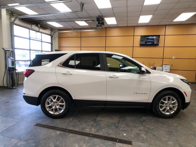 Used 2022 Chevrolet Equinox LT AWD/4WD image 8