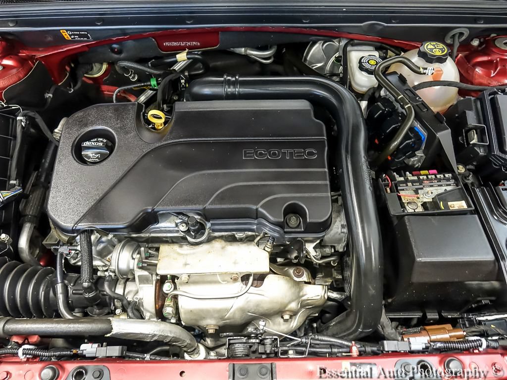 Used 2018 Chevrolet Malibu LT w/ Leather Package FWD image 27