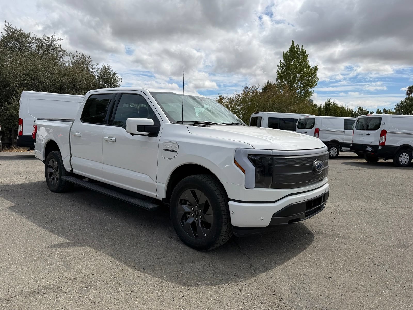 Certified 2023 Ford F150 Lightning Lariat w/ Equipment Group 511A High AWD/4WD image 7