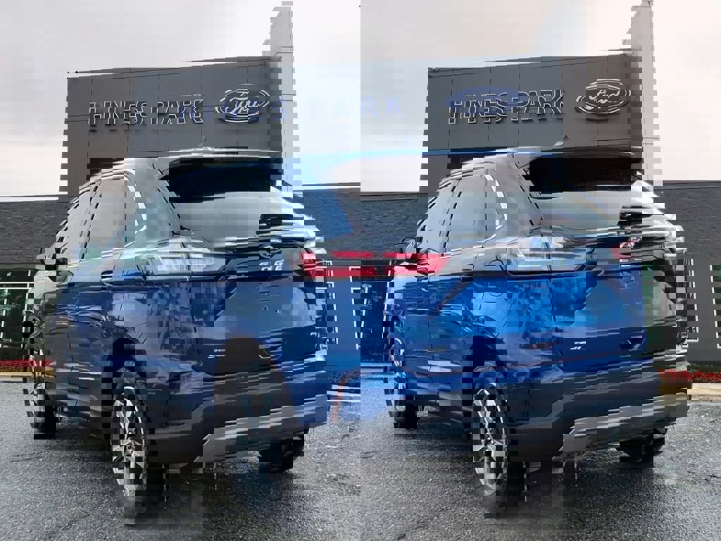 Certified 2023 Ford Edge SEL w/ Convenience Package image 5