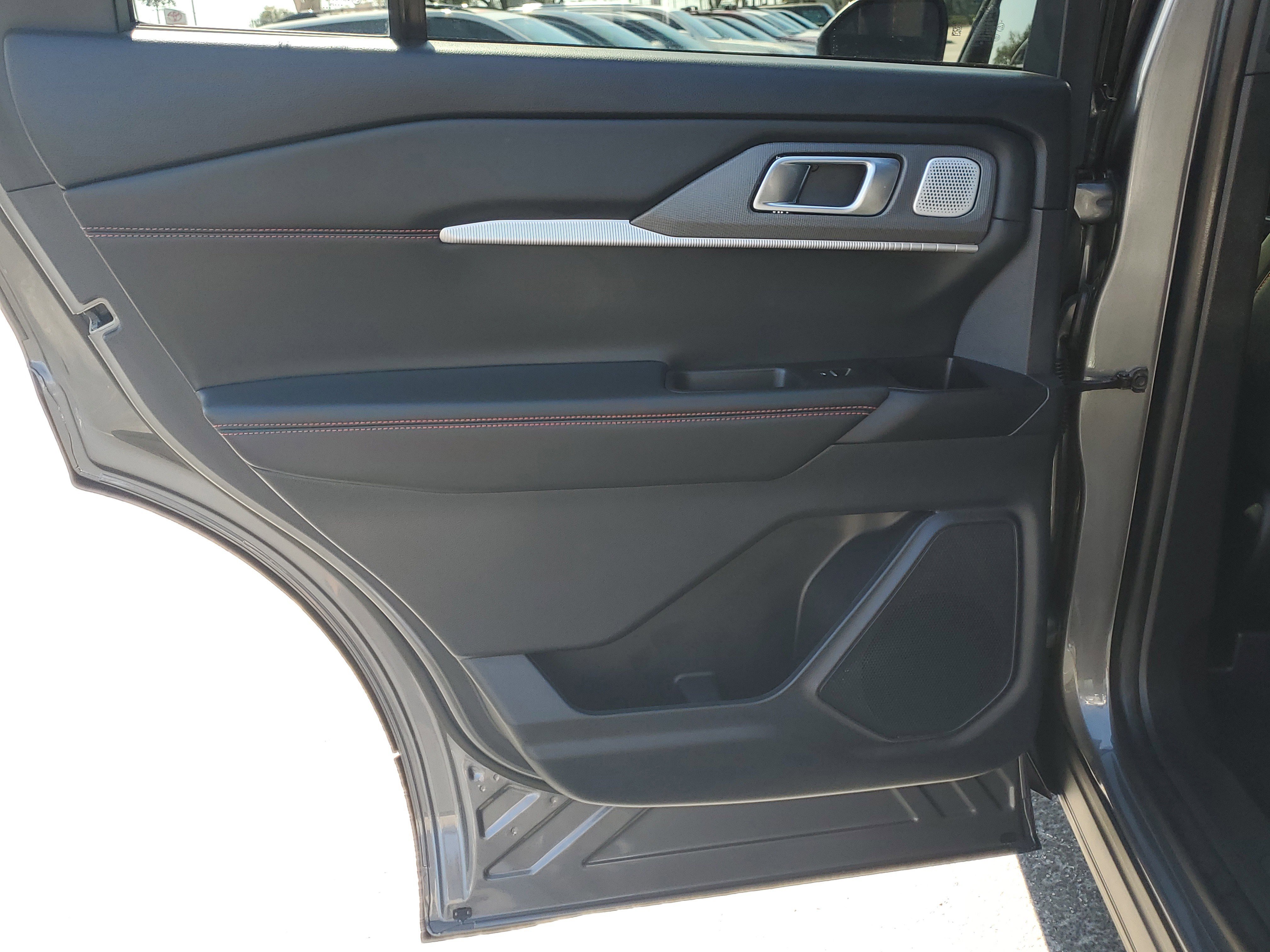 Certified 2025 Ford Explorer ST w/ Sun And Sound Package image 12