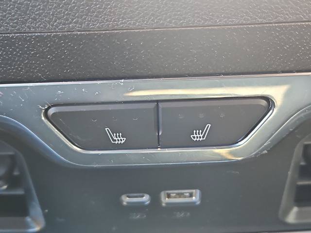 Used 2024 Chevrolet Silverado 2500 High Country w/ High Country Premium Package AWD/4WD image 18