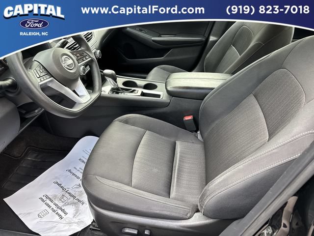 Used 2025 Nissan Altima 2.5 SV FWD image 19