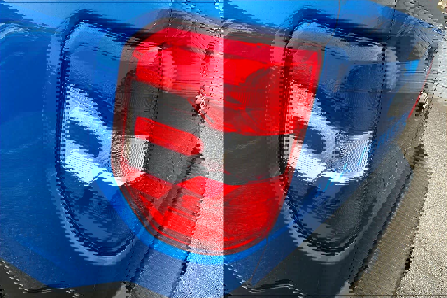 Certified 2025 Ford Maverick XL image 27