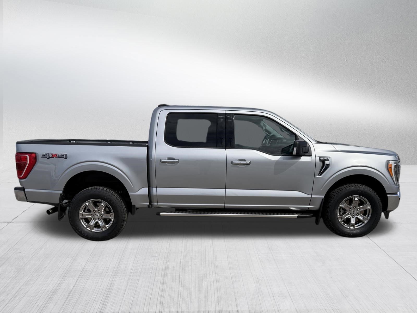 Certified 2022 Ford F150 XLT w/ Equipment Group 302A High image 6