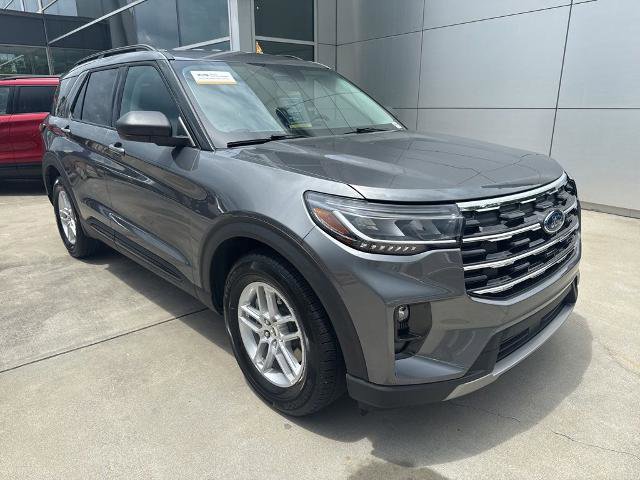 Certified 2026 Ford Explorer Active w/ Active Comfort Package RWD image 1