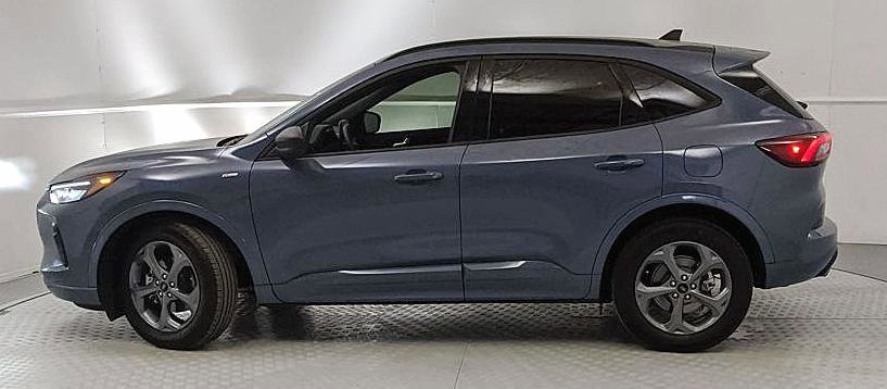 Certified 2023 Ford Escape ST-Line w/ Equipment Group 301A image 2