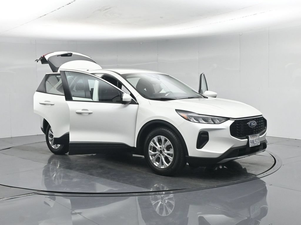 Certified 2023 Ford Escape Active w/ Tech Pack #2 FWD image 35