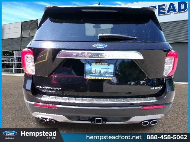 Certified 2022 Ford Explorer Platinum w/ Equipment Group 601A AWD/4WD image 7