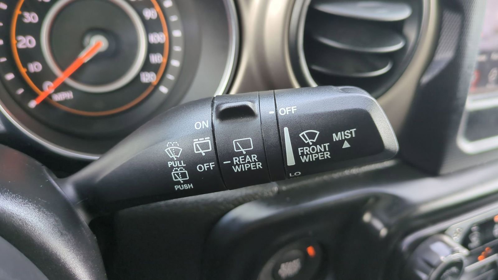 Used 2020 Jeep Wrangler Unlimited Sport image 28