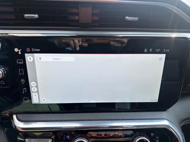 Used 2024 GMC Sierra 2500 Denali w/ Denali Reserve Package AWD/4WD image 32