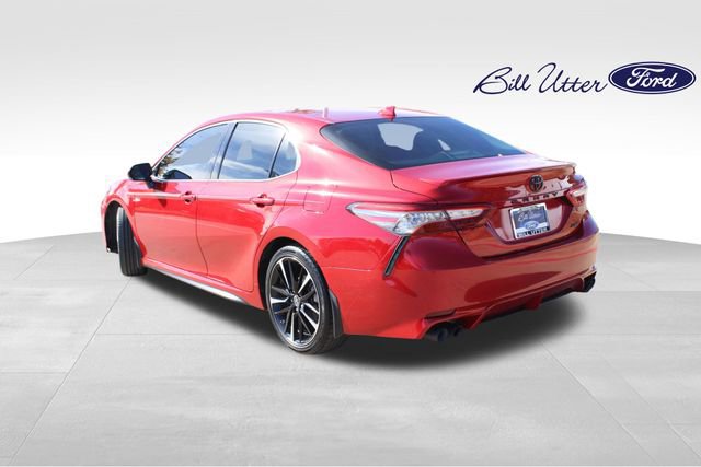 Used 2019 Toyota Camry XSE image 7