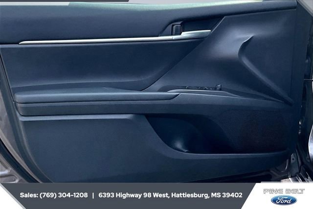 Used 2024 Toyota Camry LE image 17