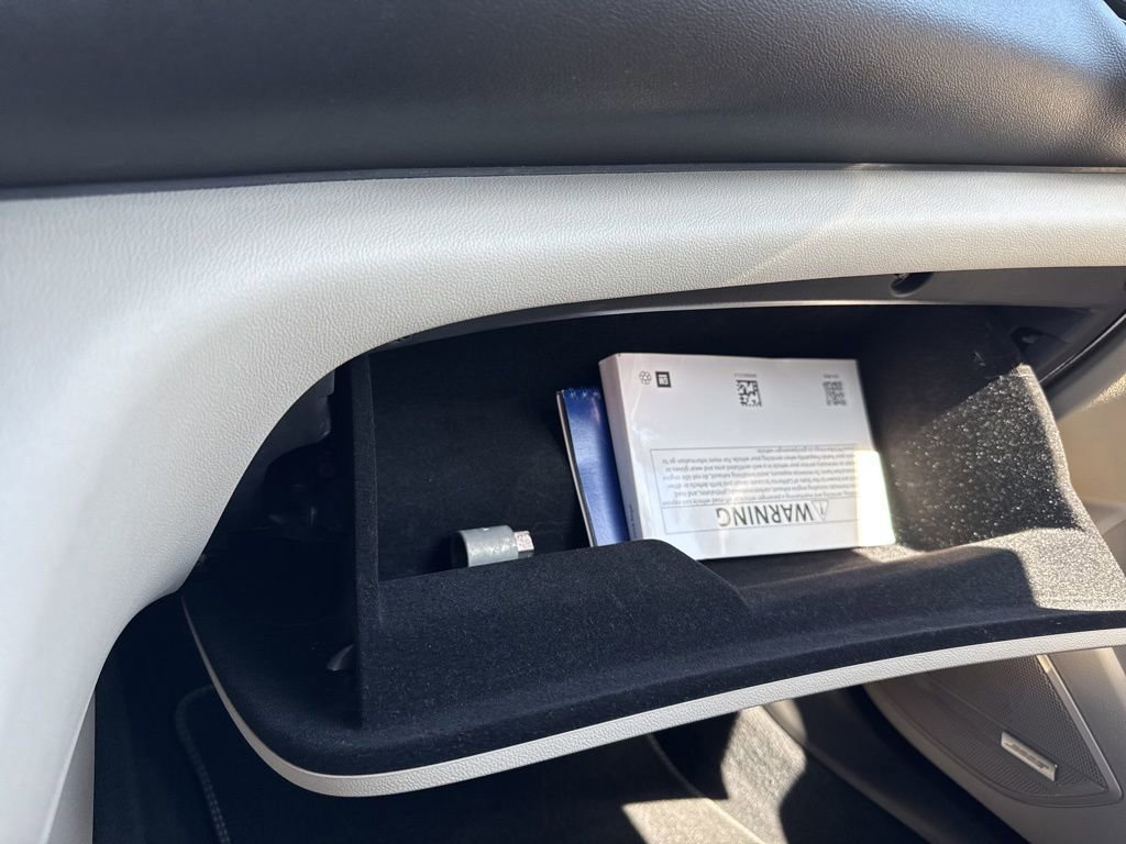 Used 2018 Buick Regal Essence w/ Sights and Sounds Package FWD image 31