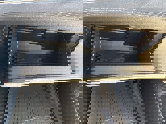 Used 2023 Buick Enclave Essence image 28