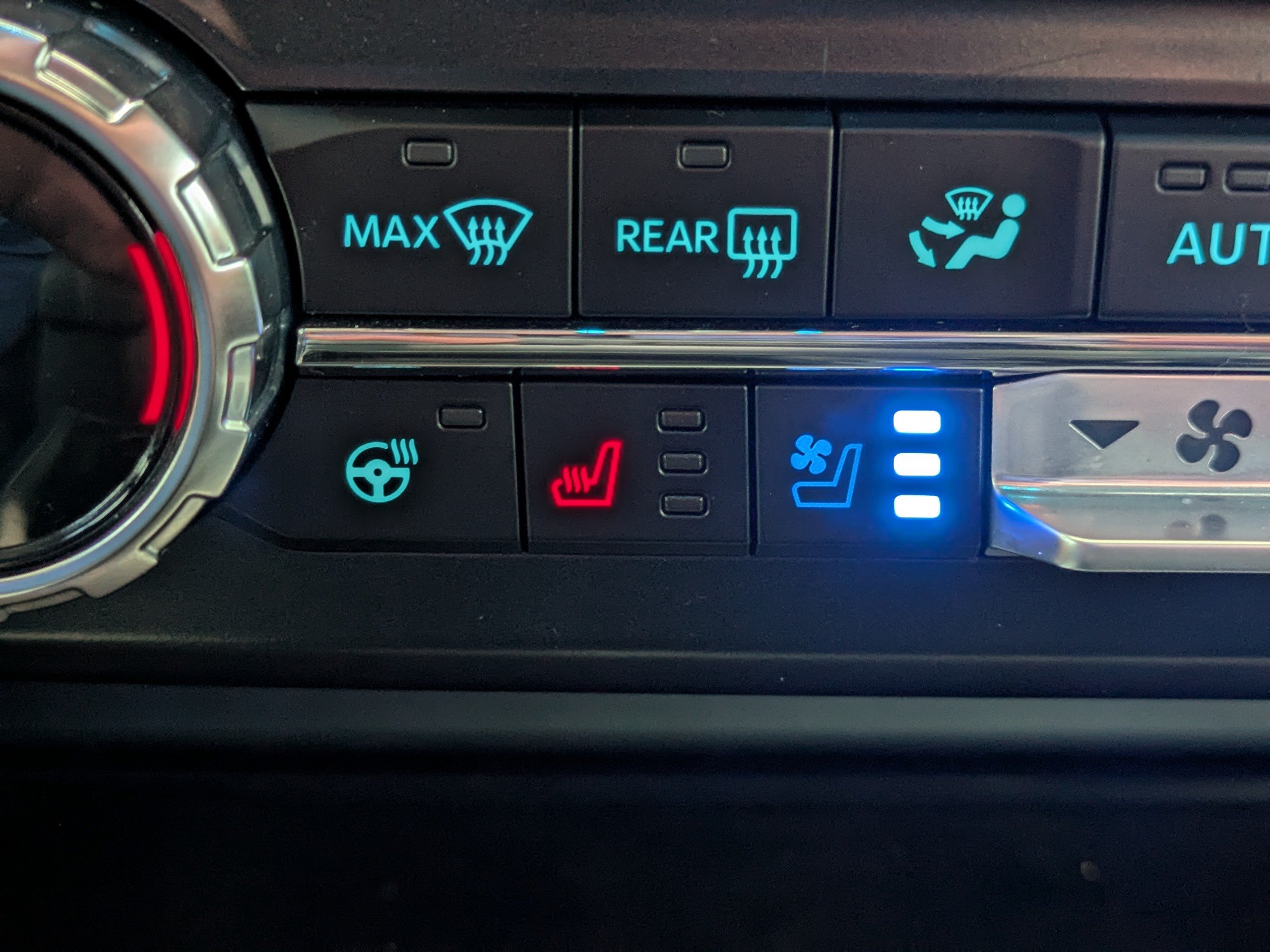 Certified 2024 Ford F250 Lariat w/ Lariat Ultimate Package AWD/4WD image 25