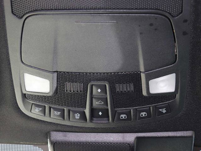 Certified 2020 Ford F150 Lariat w/ Equipment Group 502A Luxury image 32