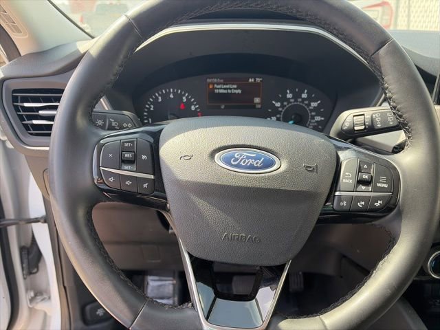 Certified 2022 Ford Escape SEL FWD image 16