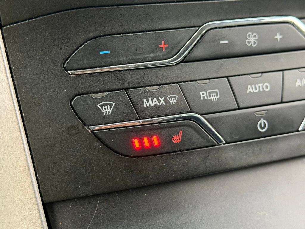 Certified 2018 Ford Edge SEL w/ Equipment Group 201A FWD image 21