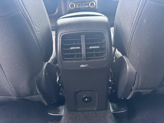 Certified 2025 Ford Escape Active AWD/4WD image 18