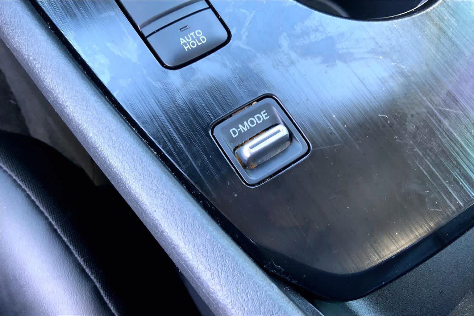 Used 2022 Nissan Rogue SV w/ SV Premium Package FWD image 31