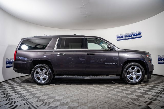 Used 2017 Chevrolet Suburban LT image 12