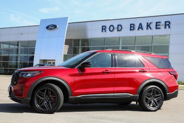 Certified 2025 Ford Explorer ST image 10