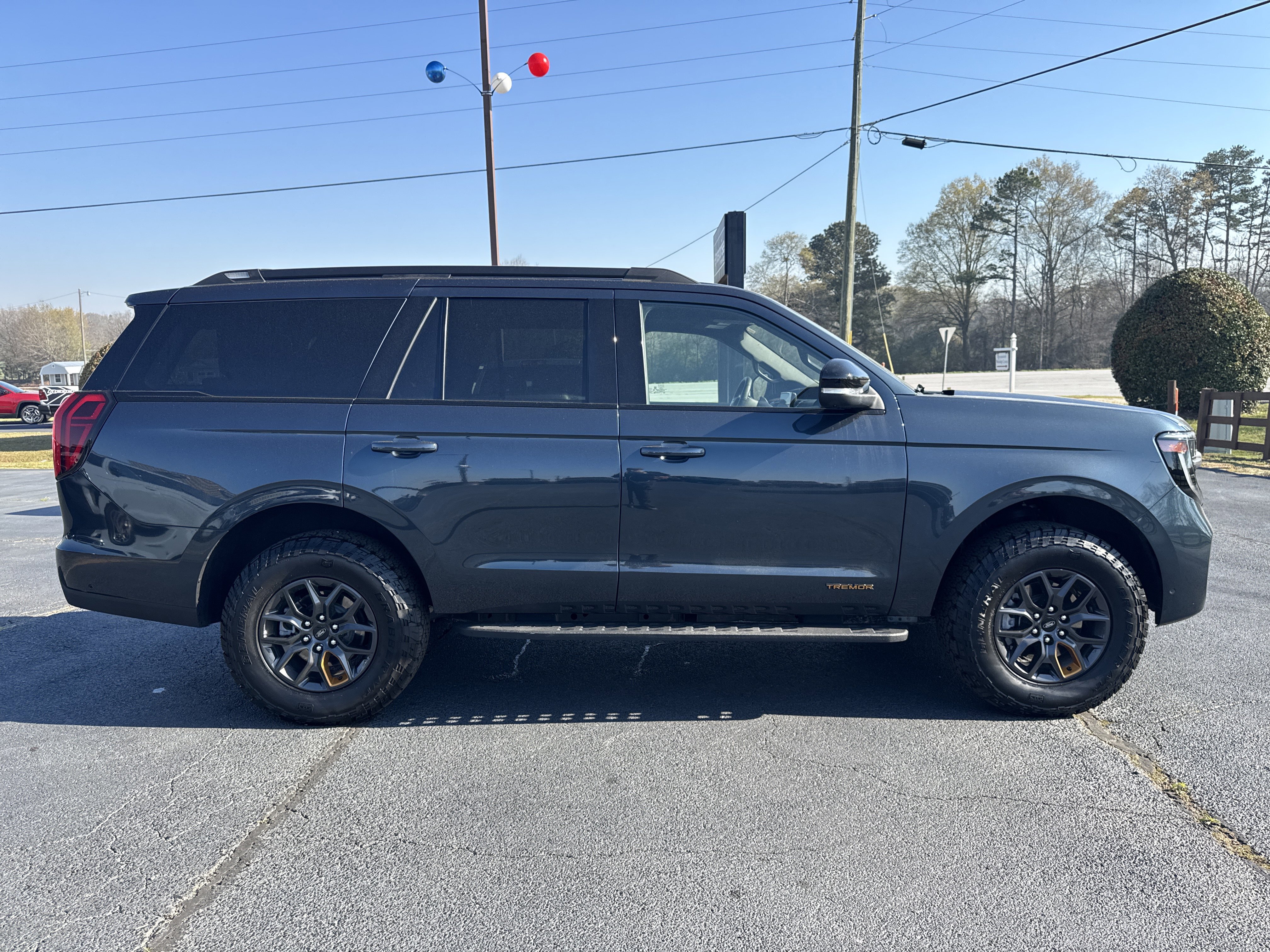 Certified 2025 Ford Expedition Tremor