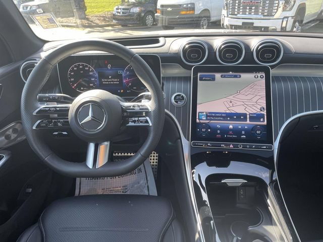 Used 2024 Mercedes-Benz GLC 300 4MATIC image 14