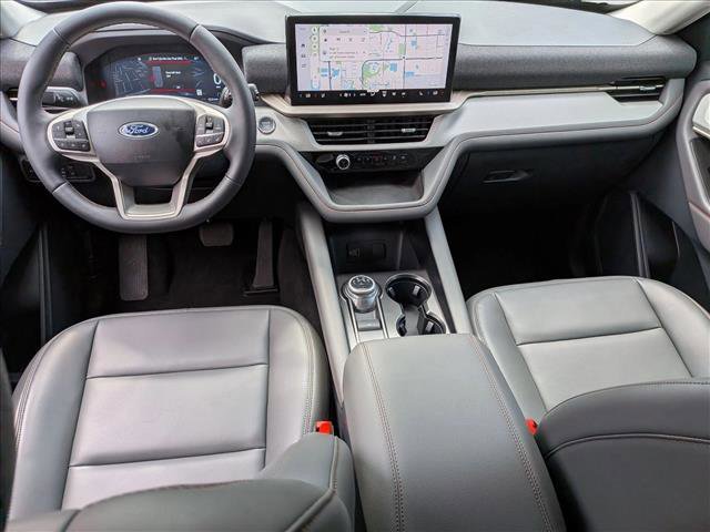 Certified 2026 Ford Explorer Active w/ Active Comfort Package RWD image 17
