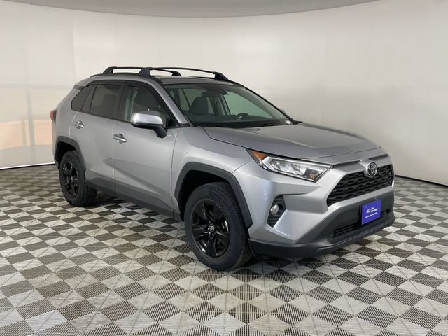 Used 2021 Toyota RAV4 XLE w/ Convenience Package AWD/4WD image 18