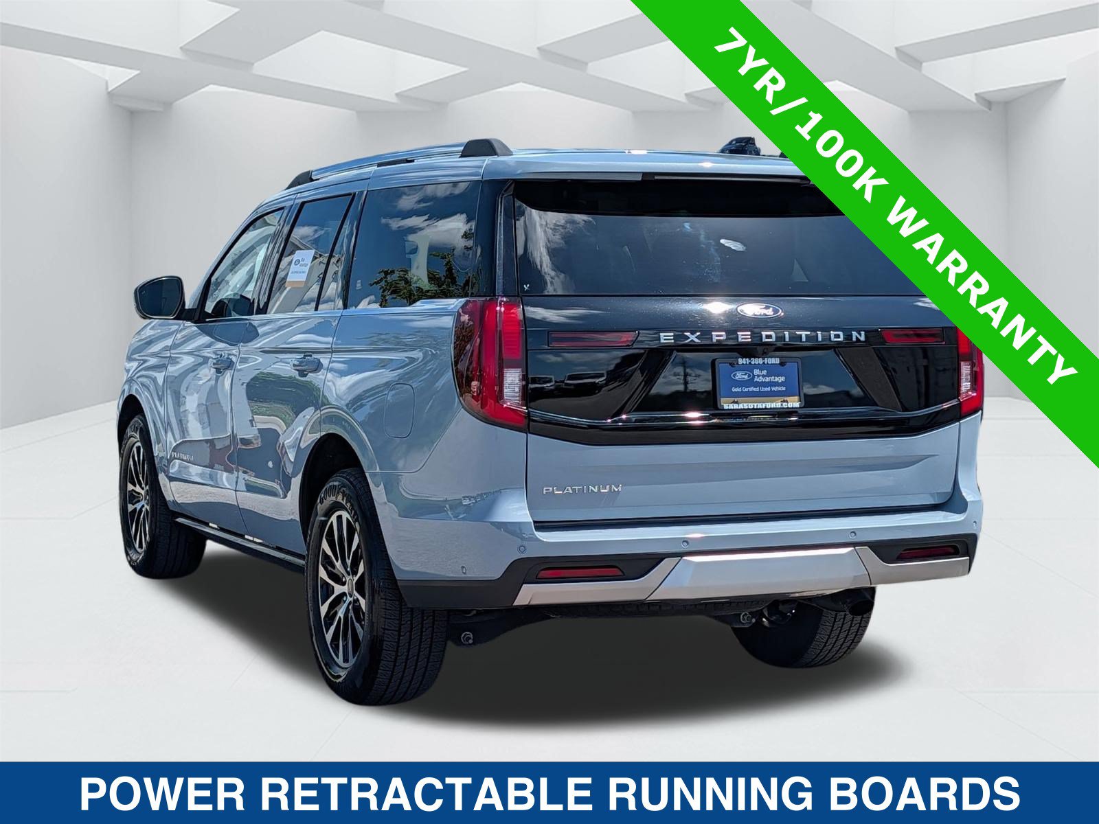 Certified 2025 Ford Expedition Platinum AWD/4WD image 7