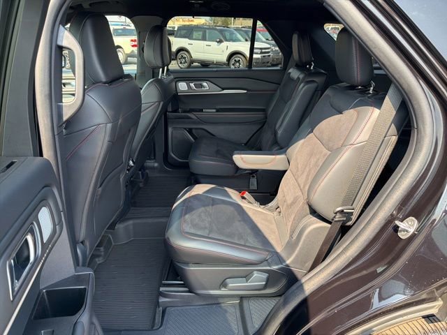 Certified 2025 Ford Explorer ST image 20
