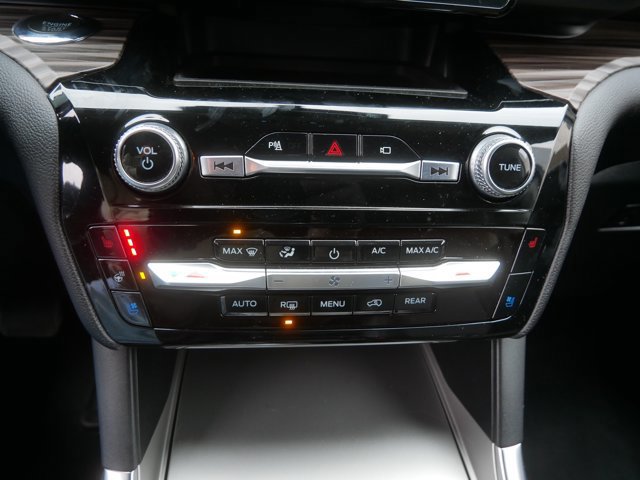 Certified 2022 Ford Explorer Limited w/ Hybrid Equipment Group 310A image 28