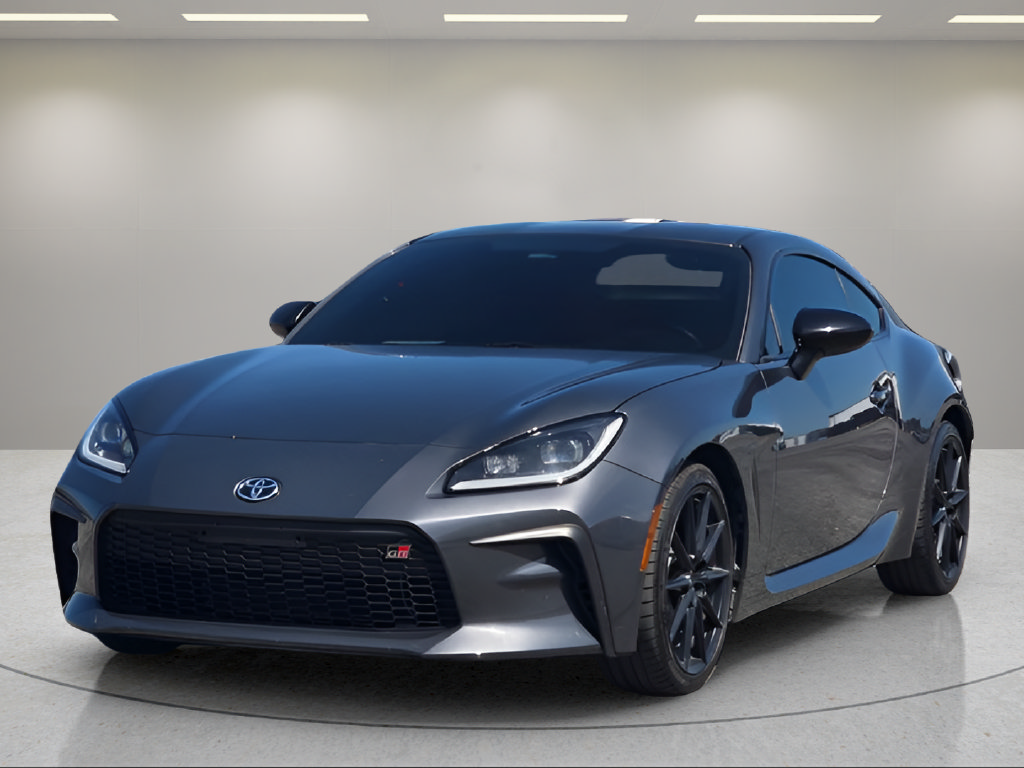 Used 2023 Toyota GR86 Premium w/ ALL Weather Mat Package (TMS) RWD image 3