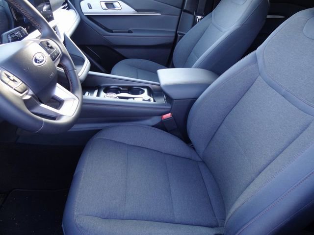 Certified 2025 Ford Explorer Active AWD/4WD image 8