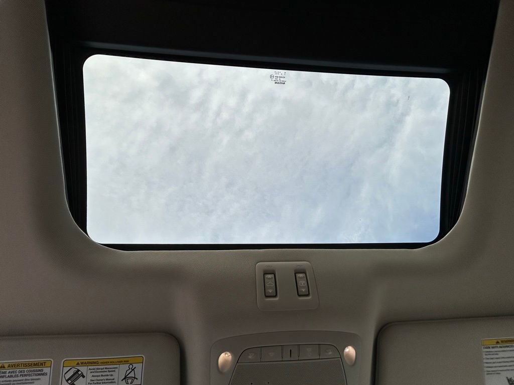 Used 2020 Nissan Murano SL w/ Moonroof Package image 18