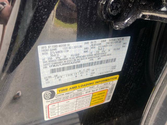 Certified 2025 Ford Expedition Active image 15