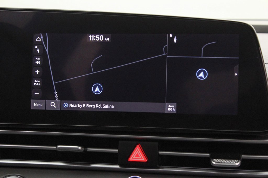 Used 2025 Hyundai Elantra SEL image 18