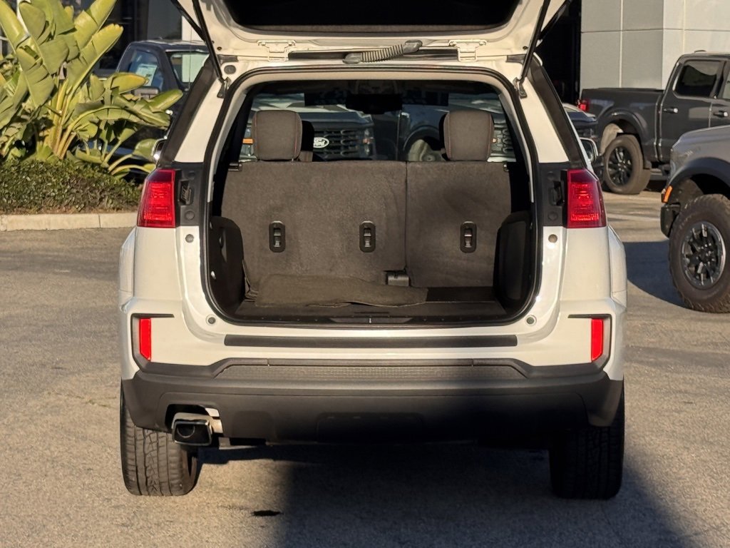 Used 2017 GMC Terrain SLE image 13