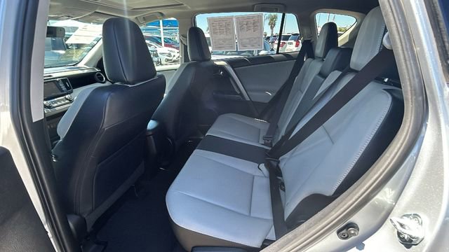 Used 2017 Toyota RAV4 Platinum image 15