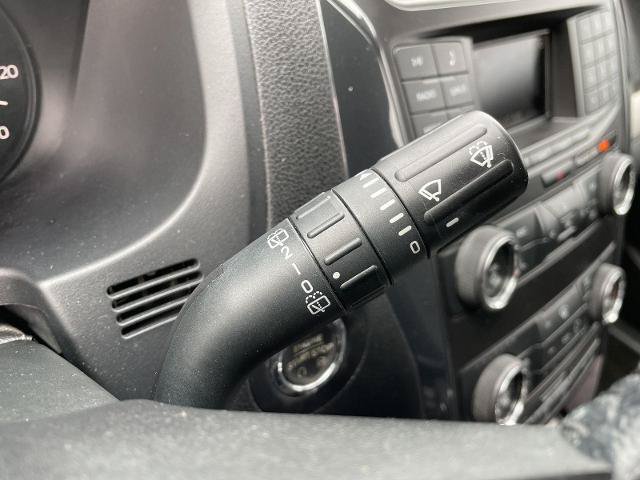 Certified 2018 Ford Explorer XLT FWD image 16