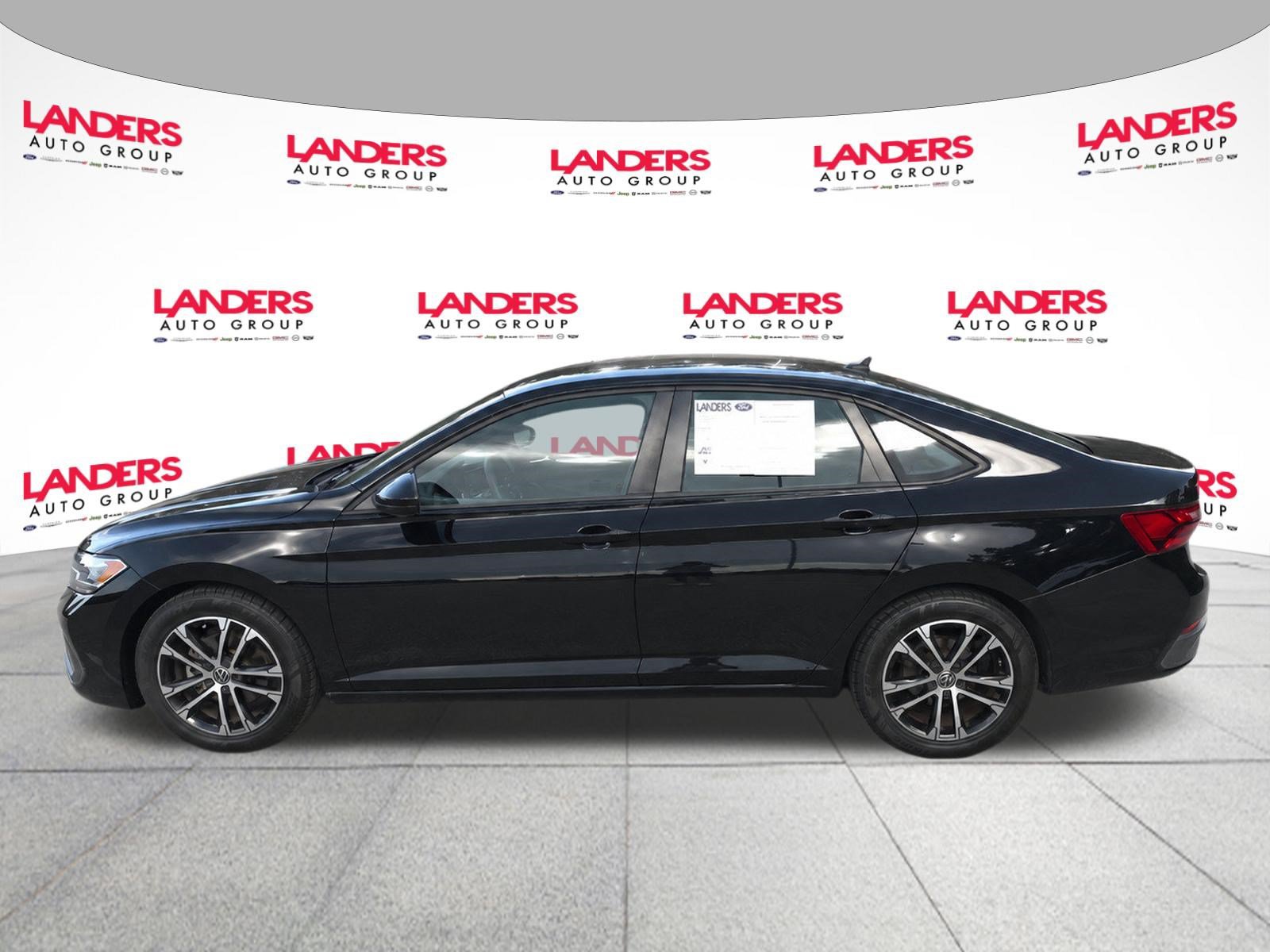 Used 2022 Volkswagen Jetta Sport FWD image 8